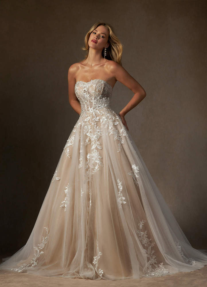 elyessen  Diamond White Ball-Gown Strapless Lace Dress