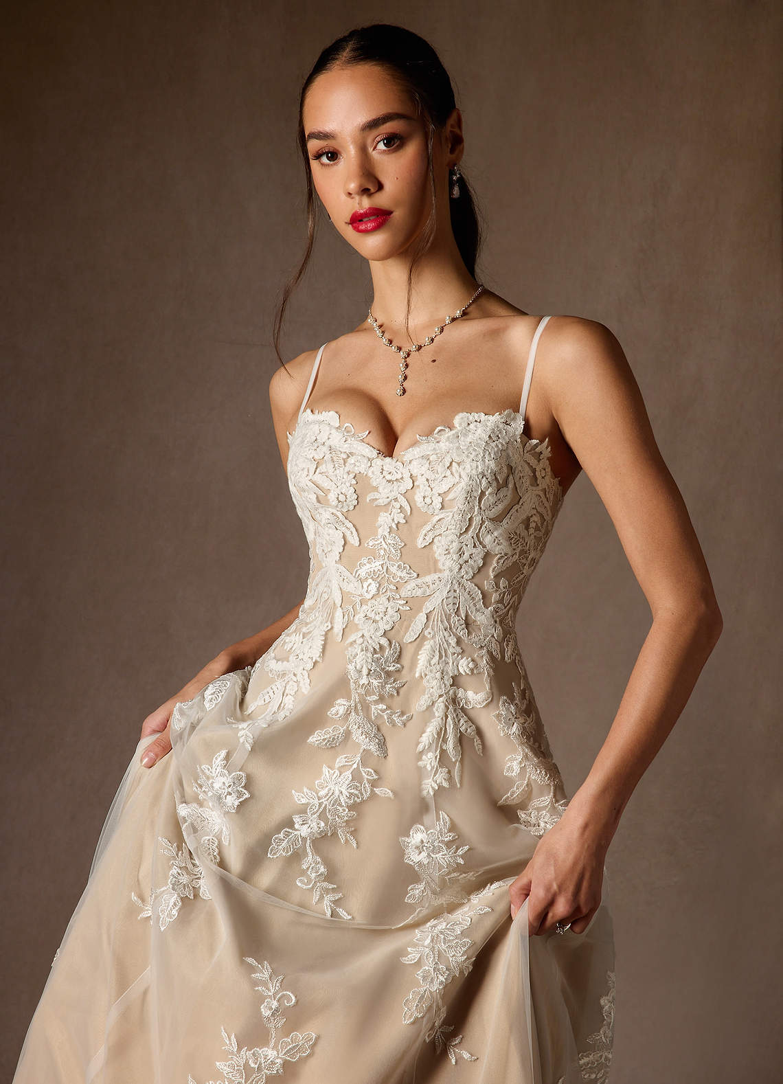 elyessen  Diamond White Ball-Gown Strapless Lace Dress