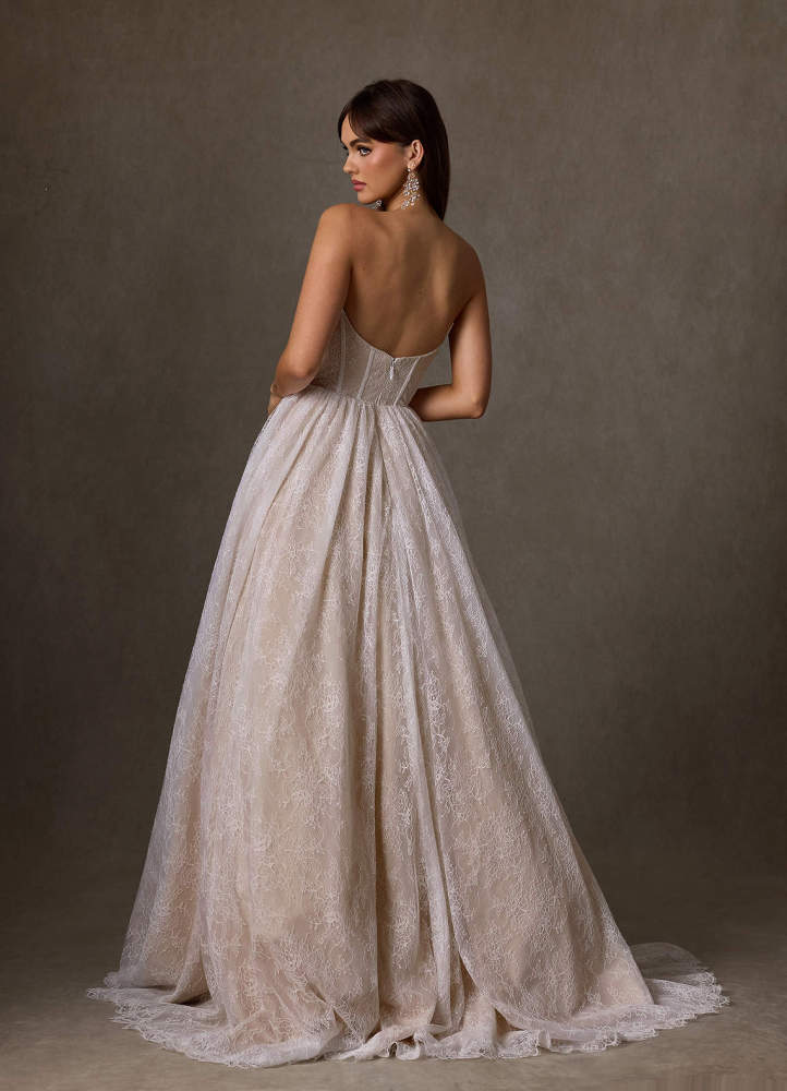 elyessen  Diamond White A-Line Sweetheart Neckline Lace Dress
