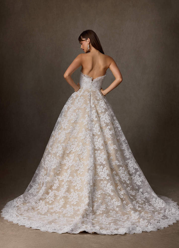 elyessen  Two-Piece Diamond White Ball-Gown Strapless Lace Dress