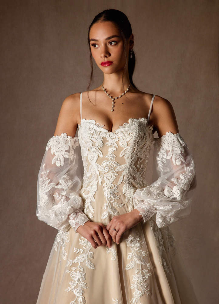 elyessen  Diamond White Ball-Gown Strapless Lace Dress