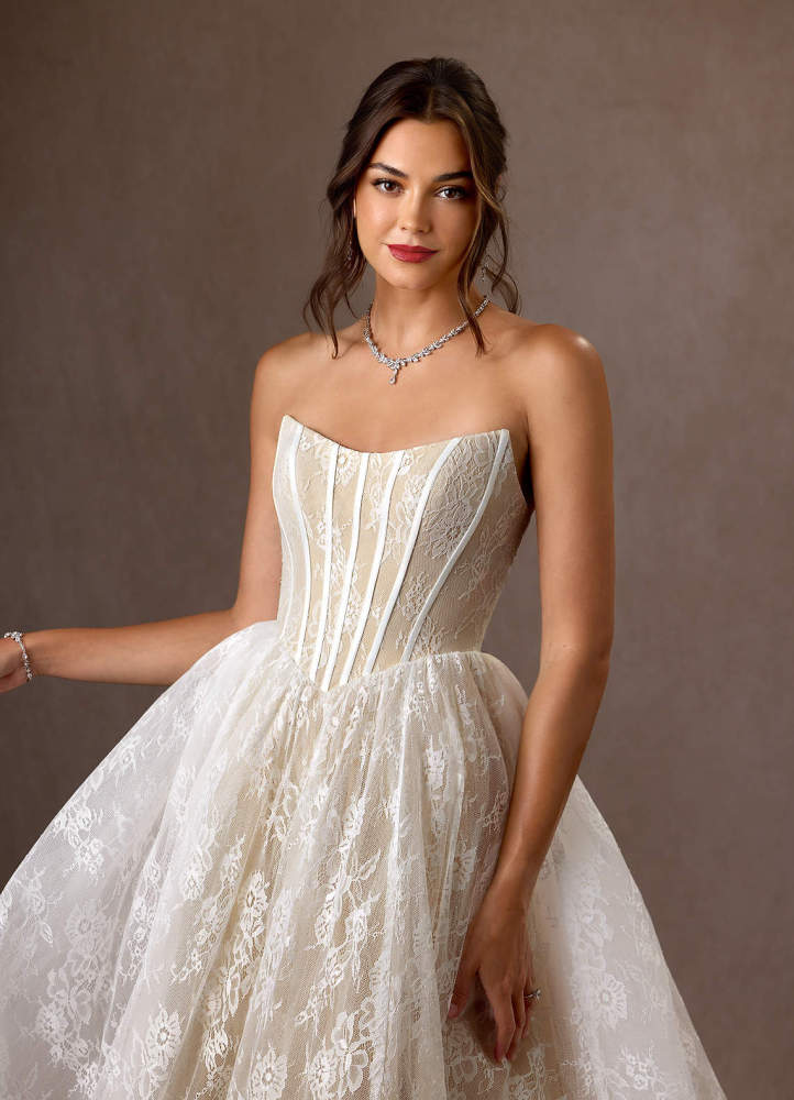 elyessen  Diamond White Ball-Gown Strapless Lace Dress