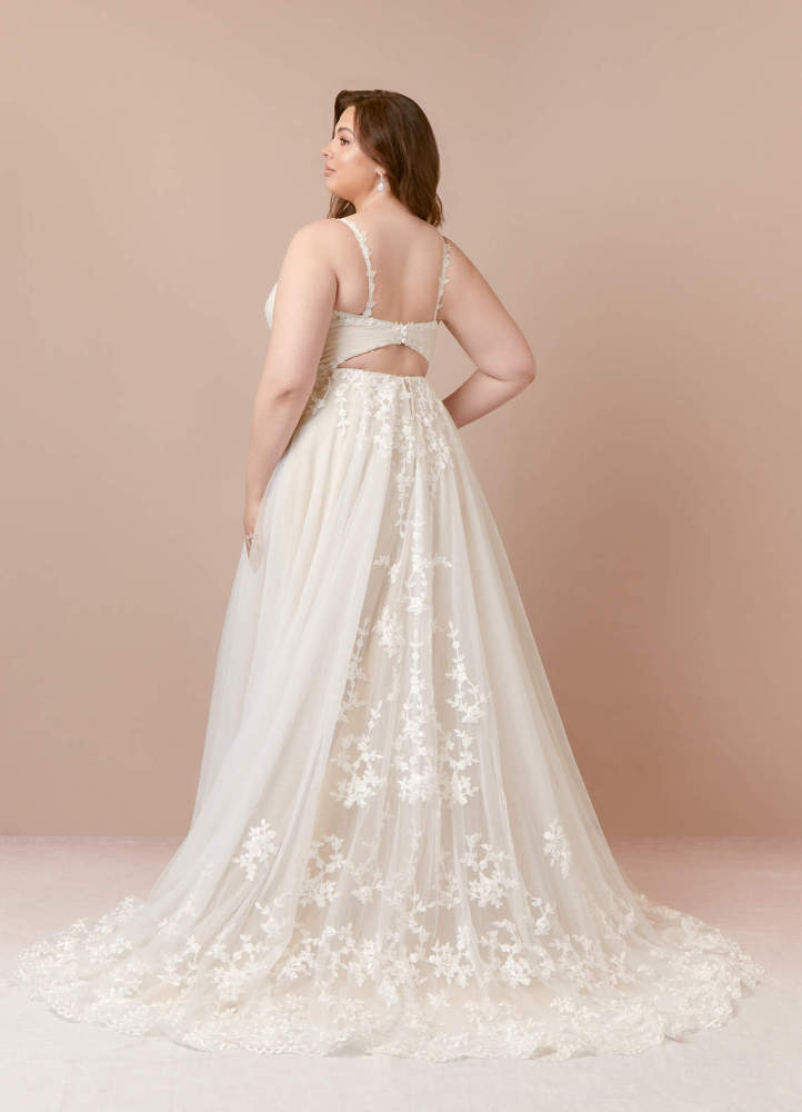 elyessen Free pannier Diamond White A-Line V-Neck Lace Tulle Dress