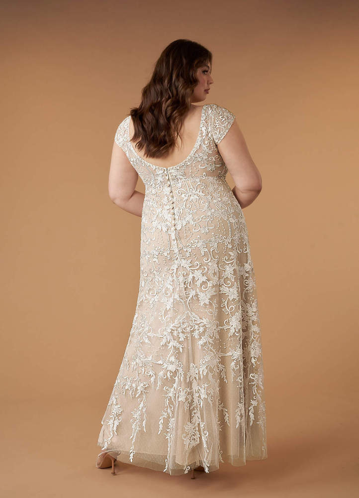 elyessen Diamond White Sheath V-Neck Sequins Lace Dress