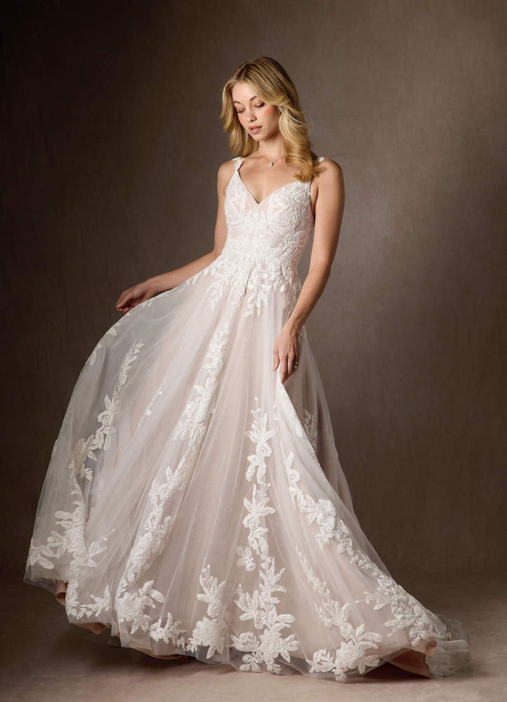 elyessen  Diamond White A-Line V-Neck Sequins Tulle Dress