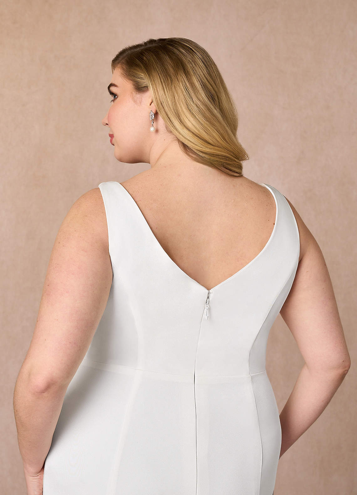 elyessen Daira Diamond White Mermaid Scoop Pleated Crepe Back Satin Dress