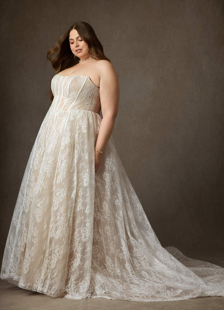 elyessen  Diamond White Ball-Gown Strapless Lace Dress