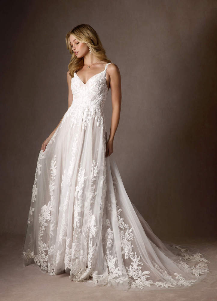 elyessen  Diamond White A-Line V-Neck Sequins Tulle Dress