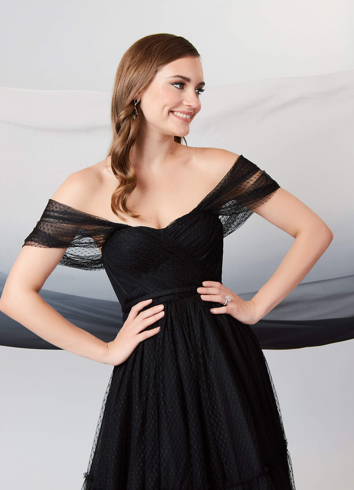 elyessen Vienna Diamond White Champagne A-Line Off-The-Shouler Tulle Dress