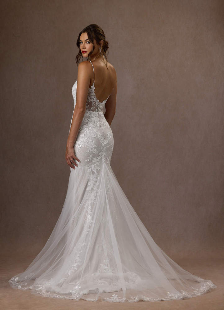 elyessen Leonie Diamond White Mermaid V-Neck Sequins Tulle Dress