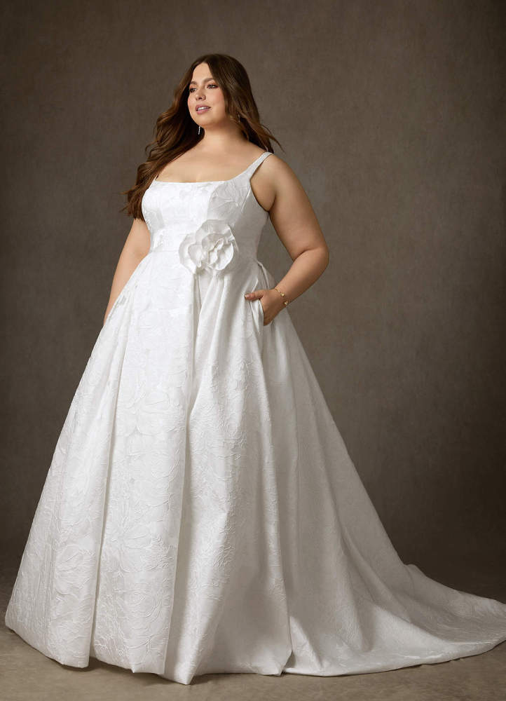 elyessen  Antique White Ball-Gown with Pockets Floral Jacquard Dress
