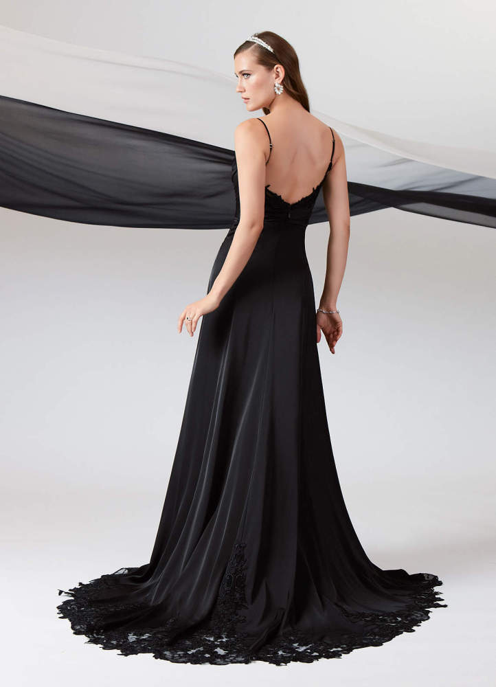 elyessen Sable Stretch Diamond White A-Line Lace Stretch Satin Dress