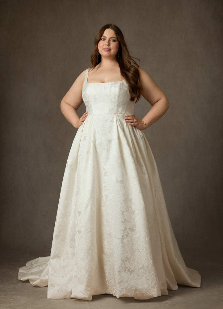 elyessen Ruby Antique White Ball-Gown with Pockets Floral Jacquard Dress