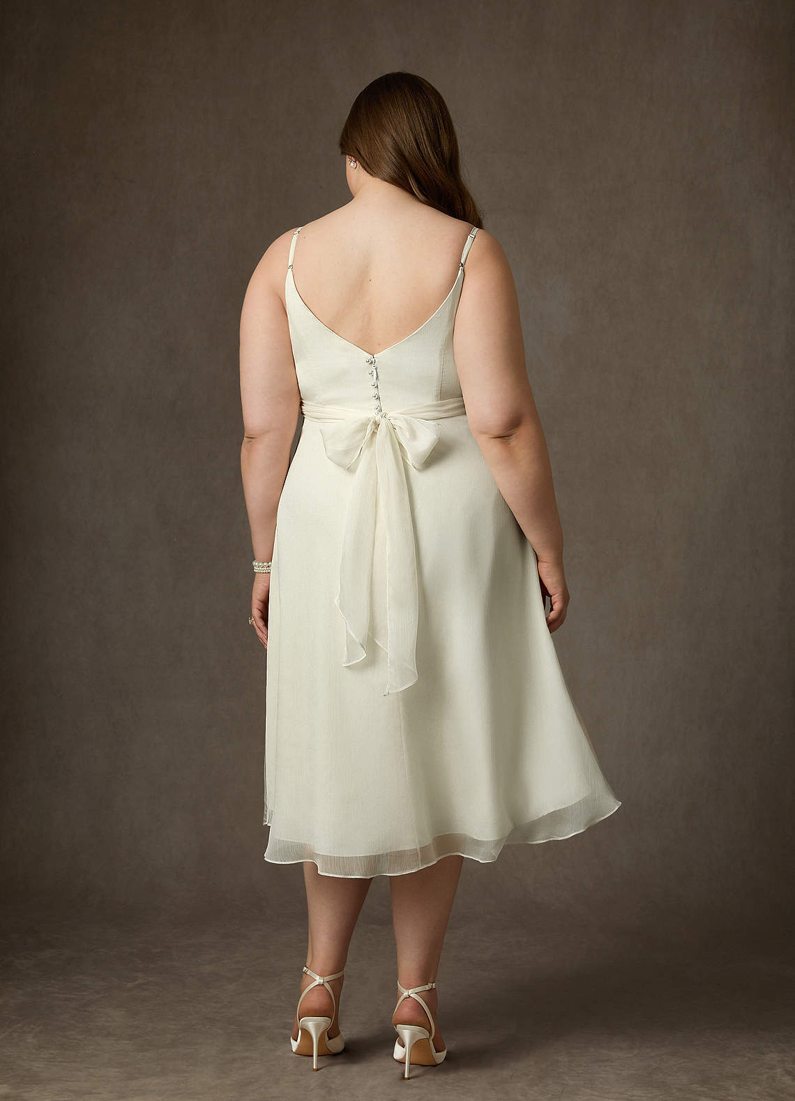 elyessen  Diamond White A-Line V-Neck Pleated Crinkle Chiffon Dress