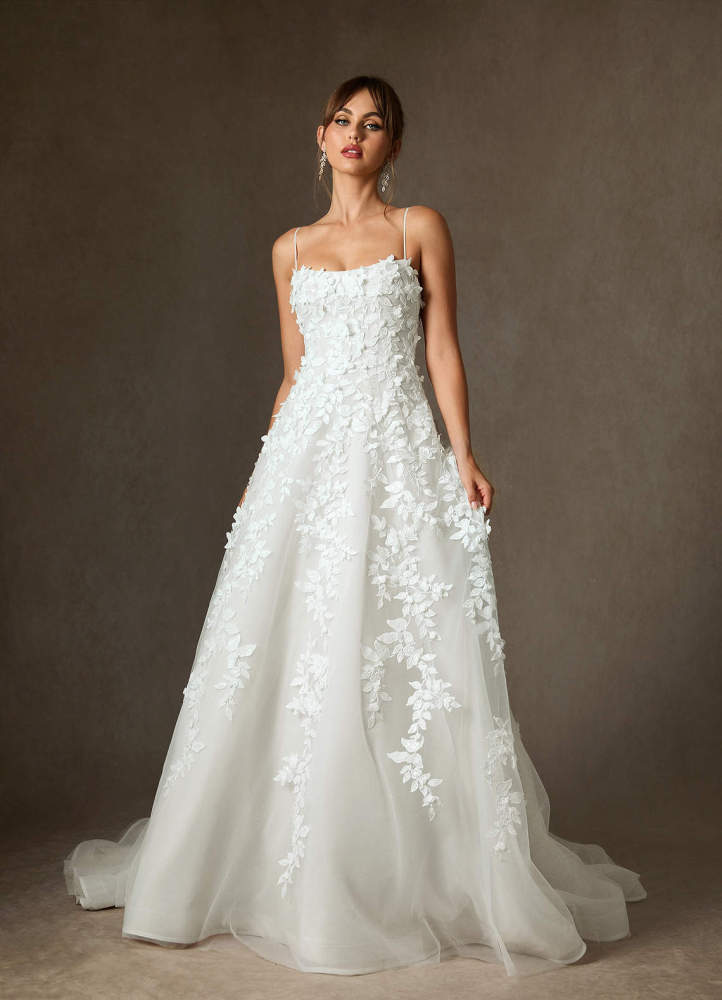 elyessen Alyson Diamond White Ball-Gown Lace Dress
