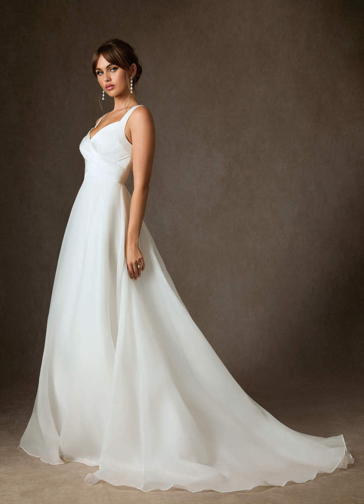 elyessen Caia Stretch Diamond White A-Line Sweetheart Neckline Stretch Satin Dress