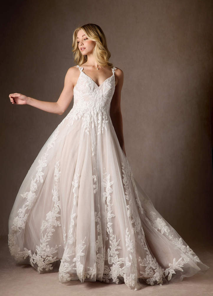 elyessen  Diamond White A-Line V-Neck Sequins Tulle Dress