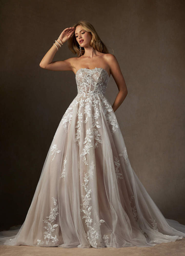elyessen  Diamond White Ball-Gown Strapless Lace Dress