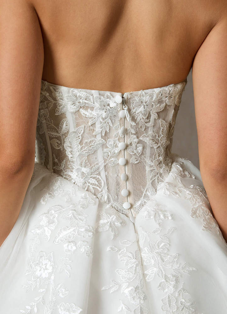 elyessen Ainsley Diamond White Ball-Gown Strapless Lace Dress