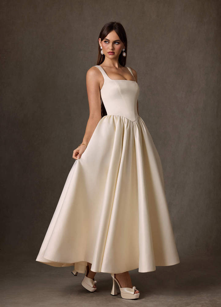 elyessen  Diamond White A-Line with Pockets Satin Dress