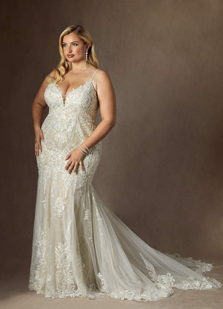 elyessen  Diamond White Mermaid V-Neck Sequins Tulle Dress