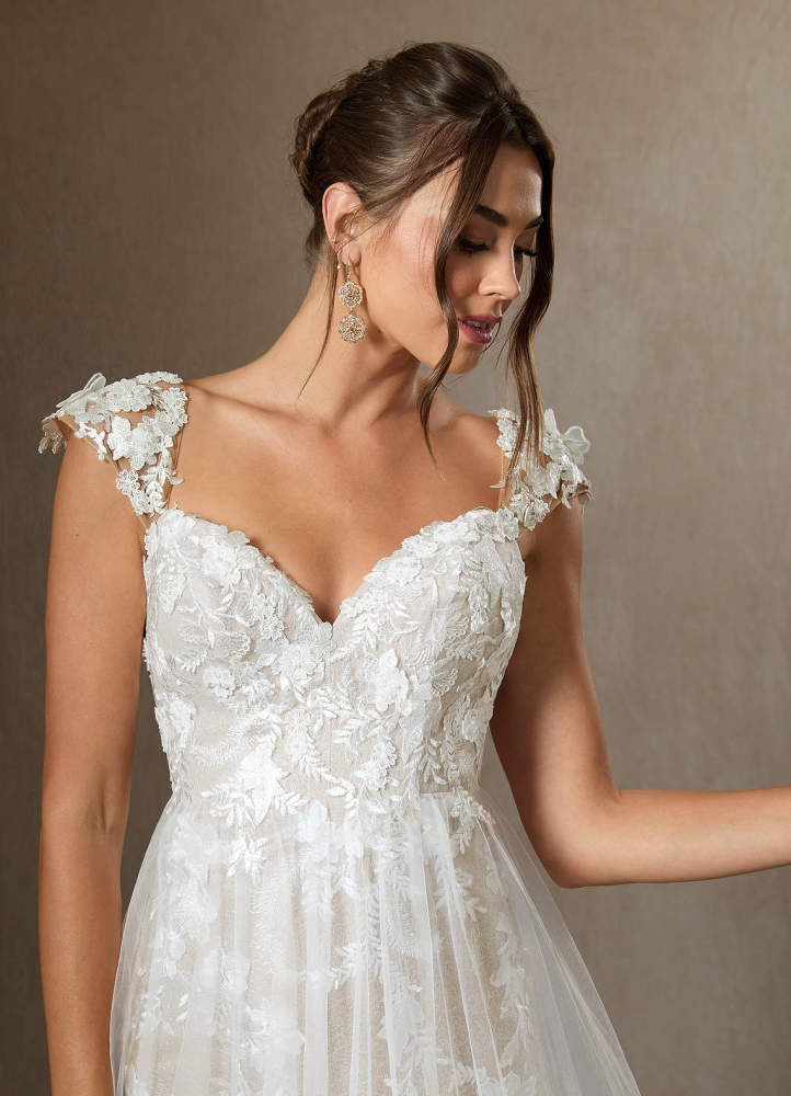 elyessen Moonstone Diamond White A-Line Sweetheart Sequins Tulle Dress