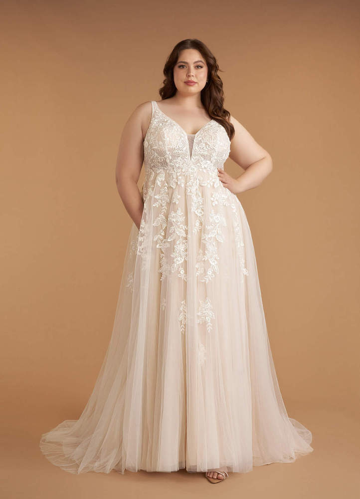 elyessen  Free pannier Diamond White A-Line V-Neck Sequins Tulle Dress