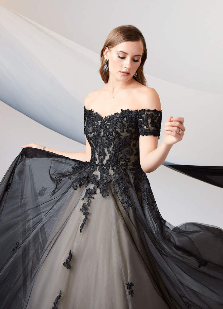 elyessen  Diamond White Ball-Gown Off the Shoulder Tulle Dress