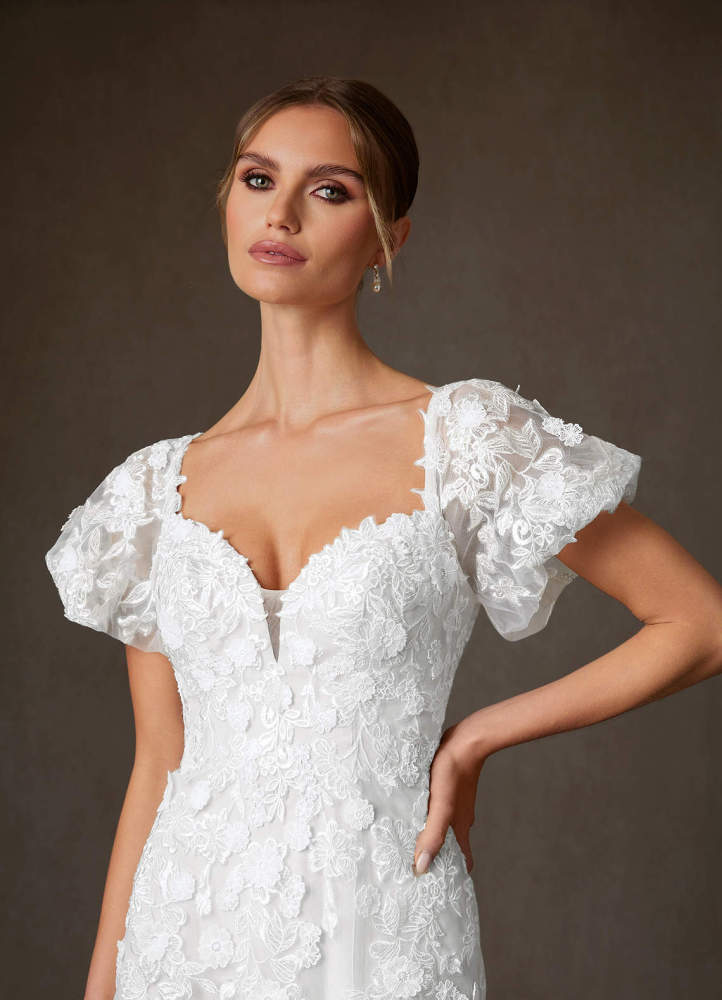 elyessen Vivienne Diamond White A-Line Sweetheart Lace Dress