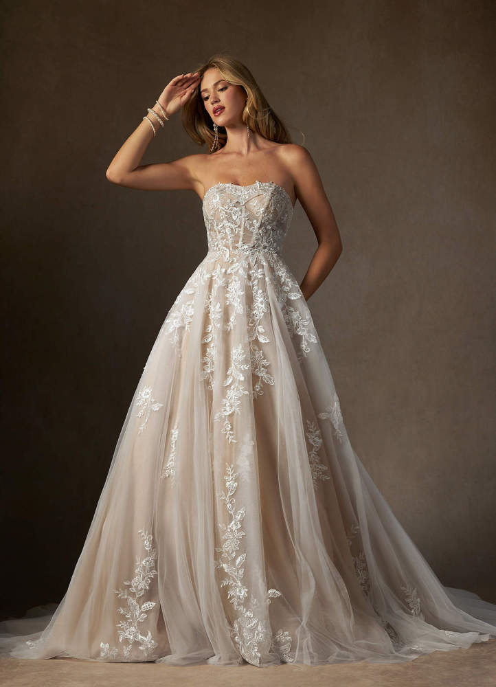 elyessen  Diamond White Ball-Gown Strapless Lace Dress