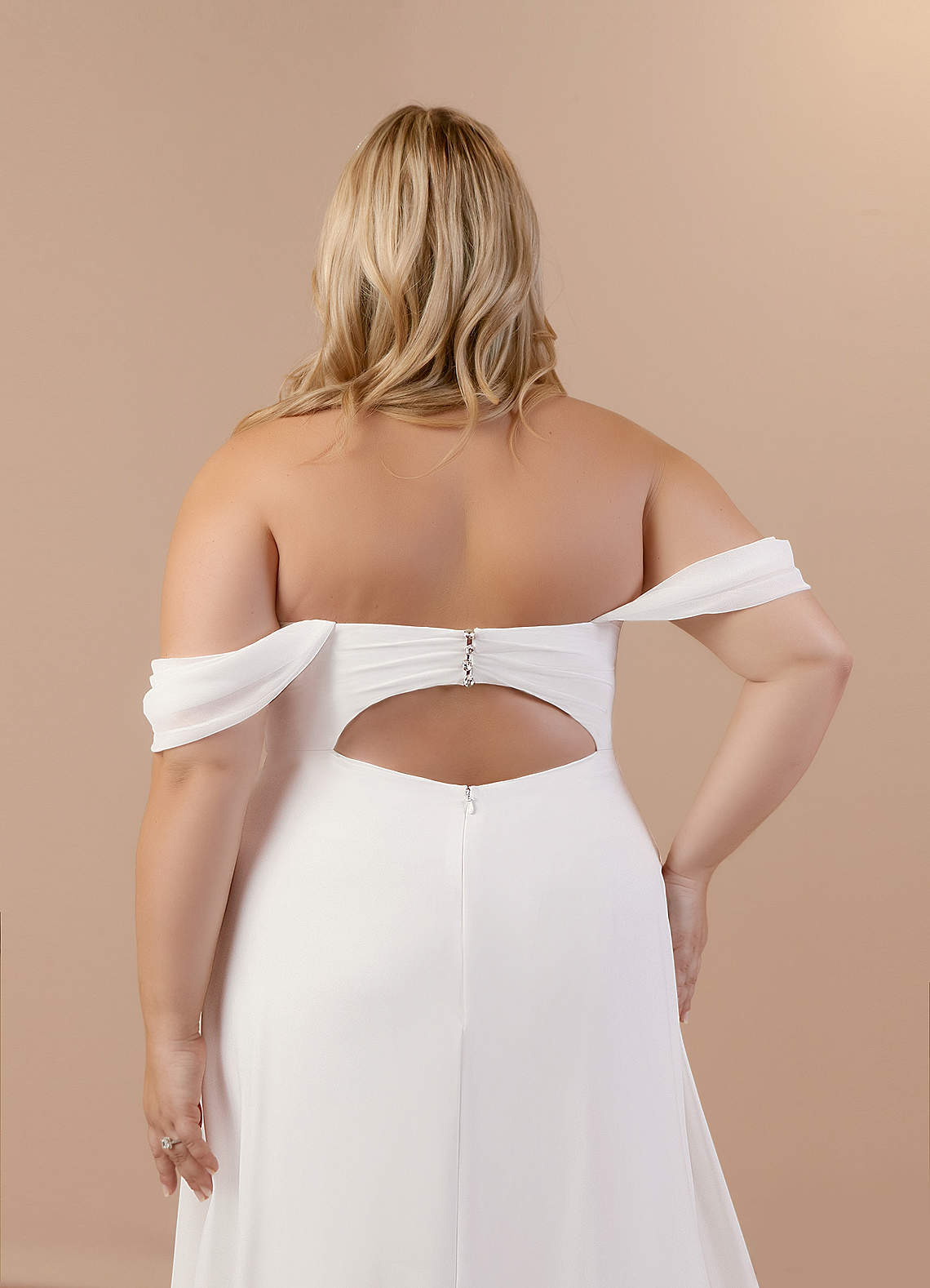 elyessen Ava Stretch Diamond White A-Line Off the Shoulder Stretch Chiffon Dress