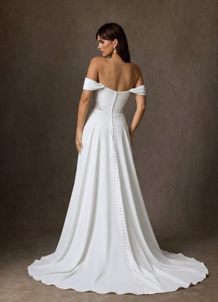 elyessen Ganelle Diamond White A-Line Sweetheart Neckline Crepe Back Satin Dress