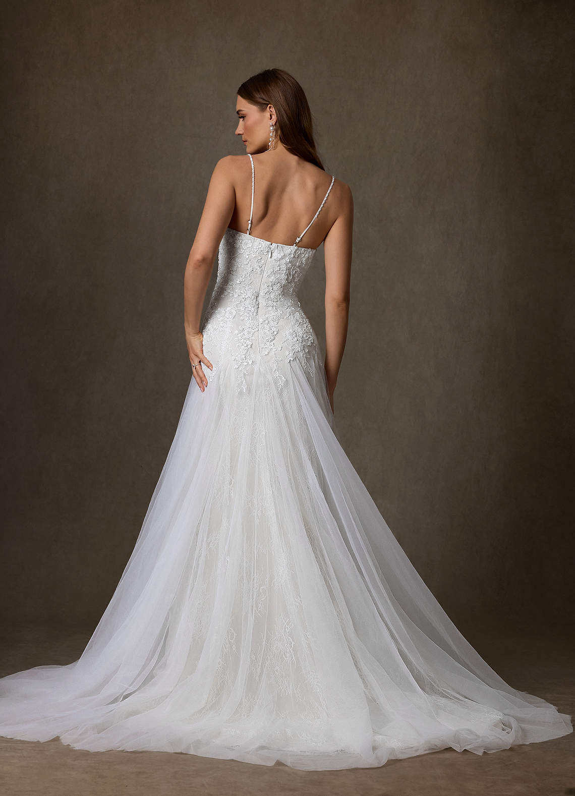 elyessen Lumina Diamond White A-Line Sweetheart Neckline Lace Dress