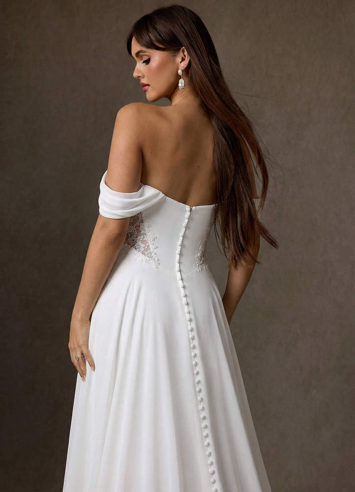 elyessen  Diamond White A-Line Sweetheart Neckline Crepe Back Satin Dress