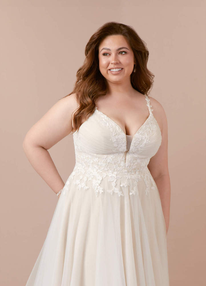 elyessen Free pannier Diamond White A-Line V-Neck Lace Tulle Dress