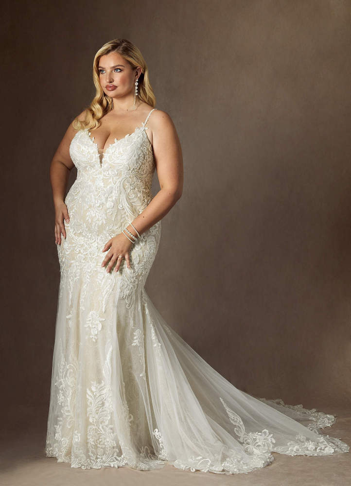 elyessen  Diamond White Mermaid V-Neck Sequins Tulle Dress