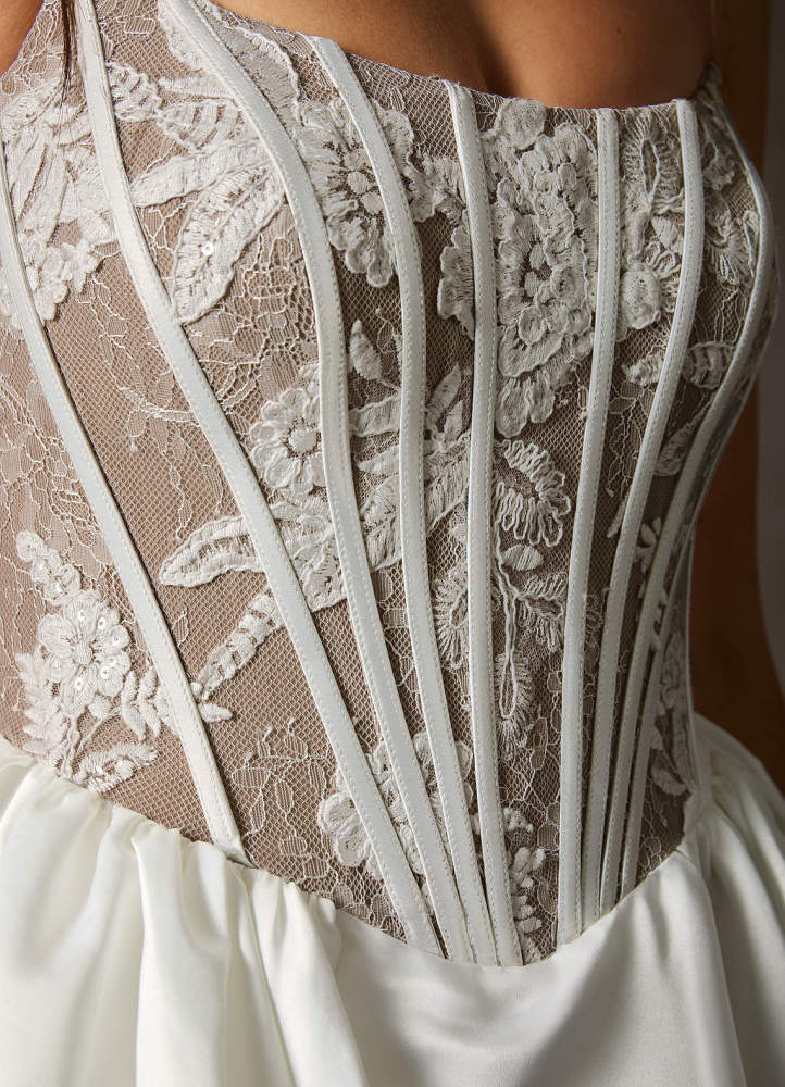 elyessen  Diamond White Ball-Gown Strapless Lace Dress