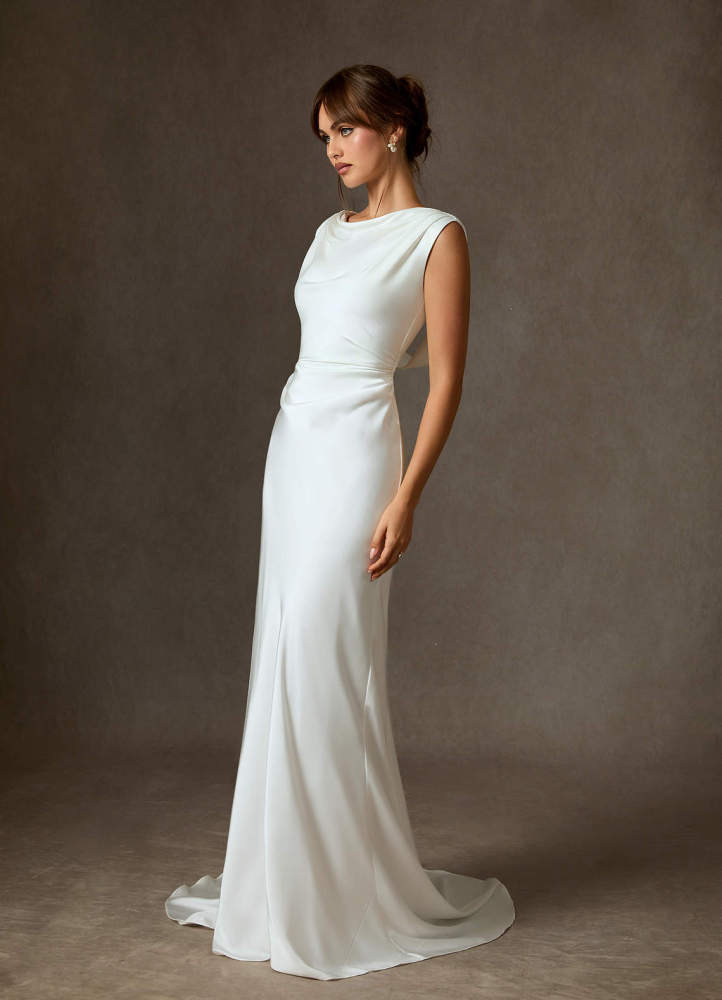 elyessen Kieryn Stretch Diamond White Fit and Flare Stretch Satin Dress