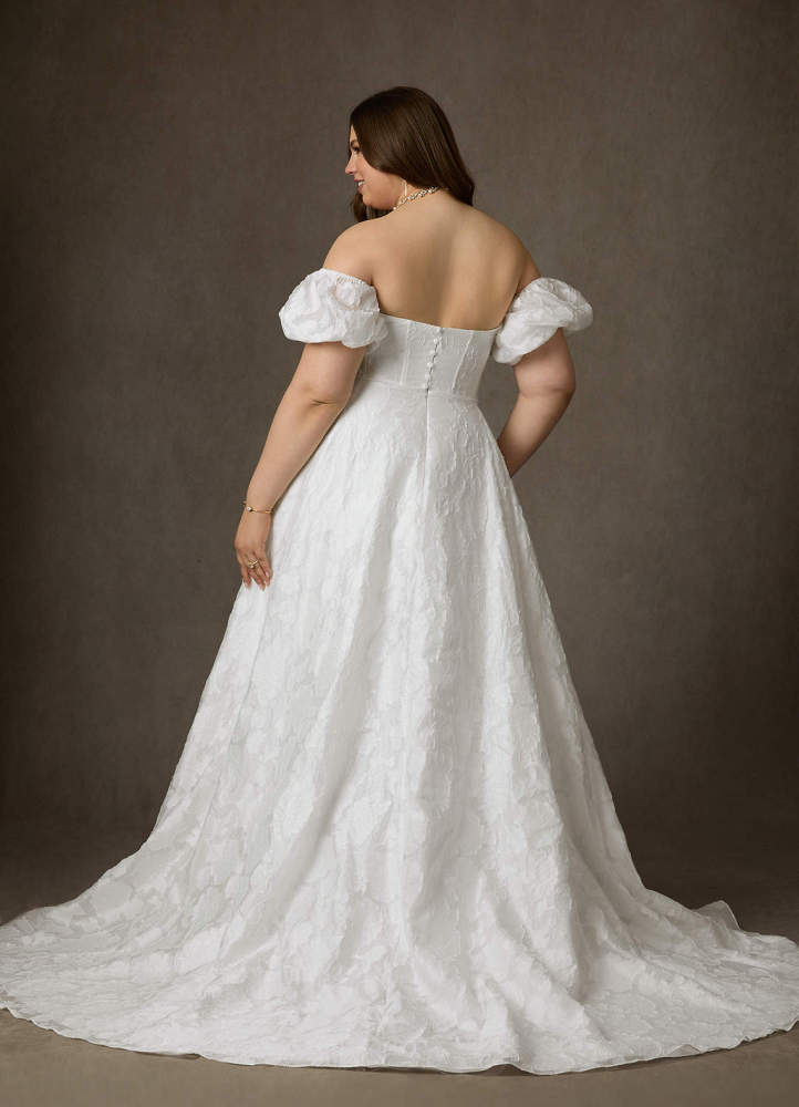 elyessen Diamond White Ball-Gown Sweetheart Neckline Floral Burnout Jacquard Dress