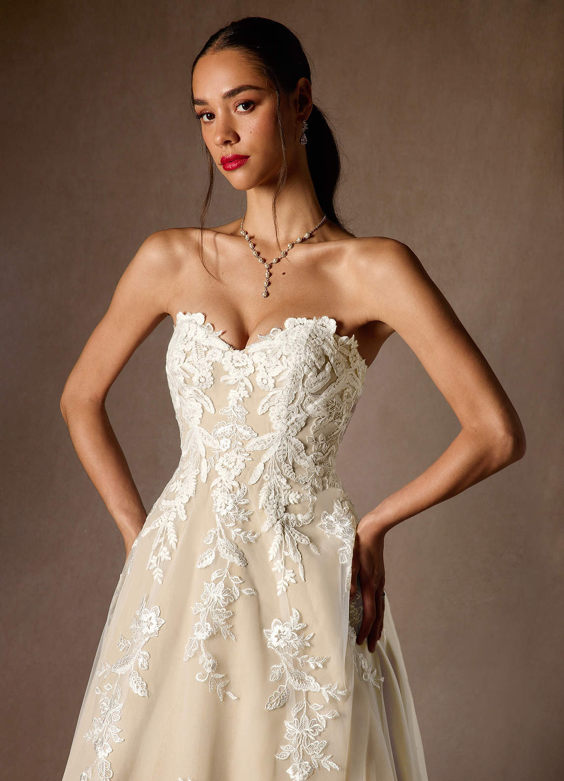 elyessen  Diamond White Ball-Gown Strapless Lace Dress