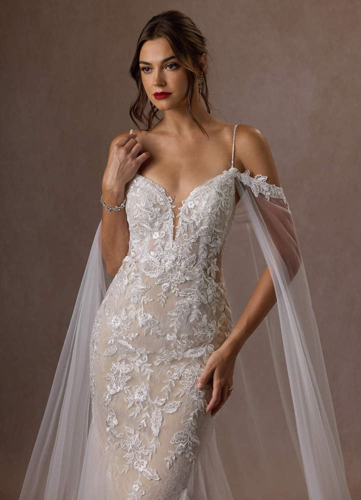 elyessen  Diamond White Mermaid V-Neck Sequins Tulle Dress