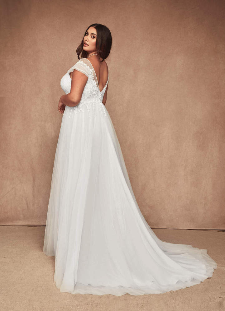 elyessen Bellisima Diamond White A-Line V-Neck Tulle Dress