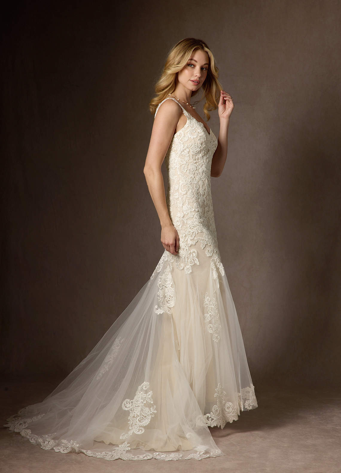 elyessen Diamond White Mermaid Sequins Tulle Dress