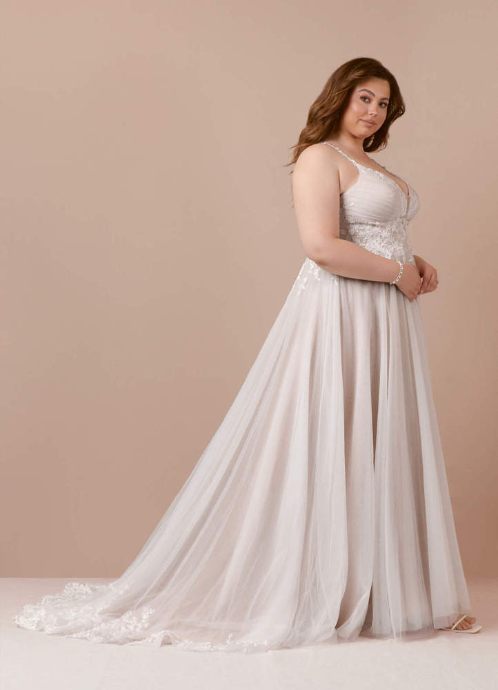 elyessen Free pannier Diamond White A-Line V-Neck Lace Tulle Dress