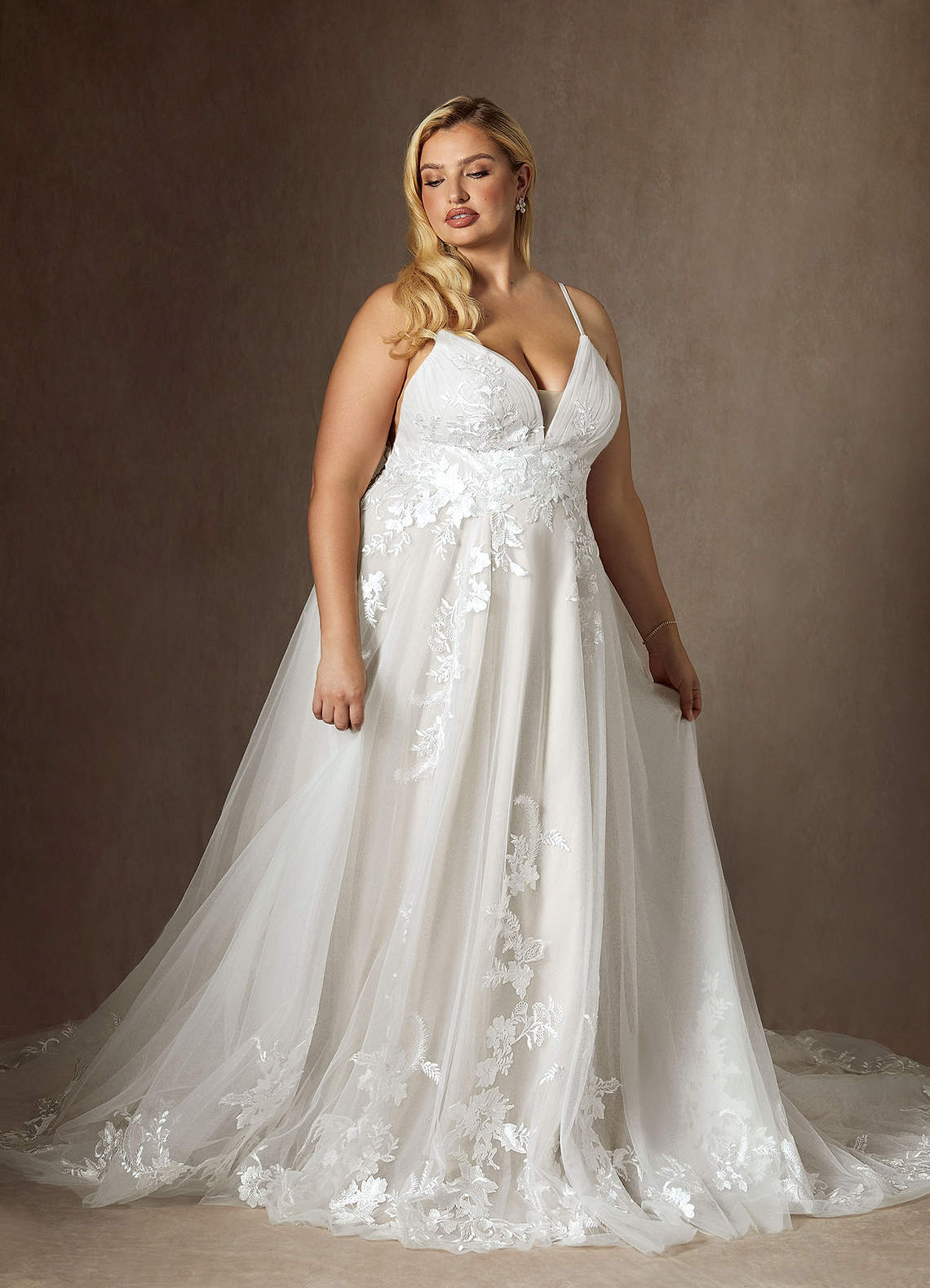 elyessen Rhodes Diamond White A-Line V-Neck Sequins Tulle Dress