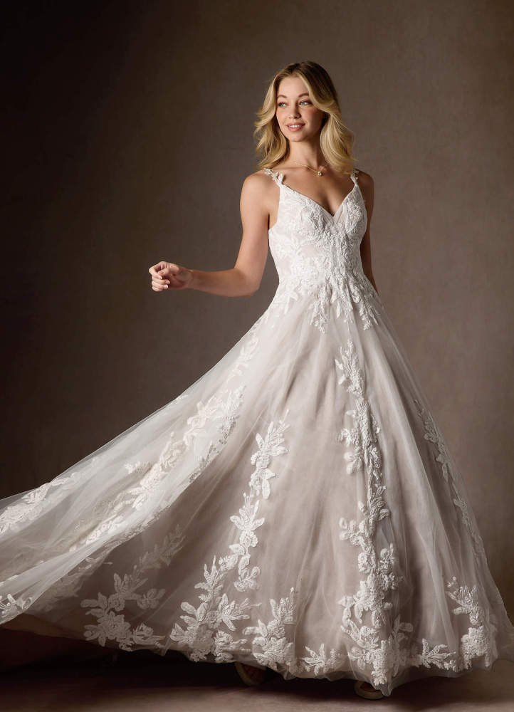 elyessen  Diamond White A-Line V-Neck Sequins Tulle Dress