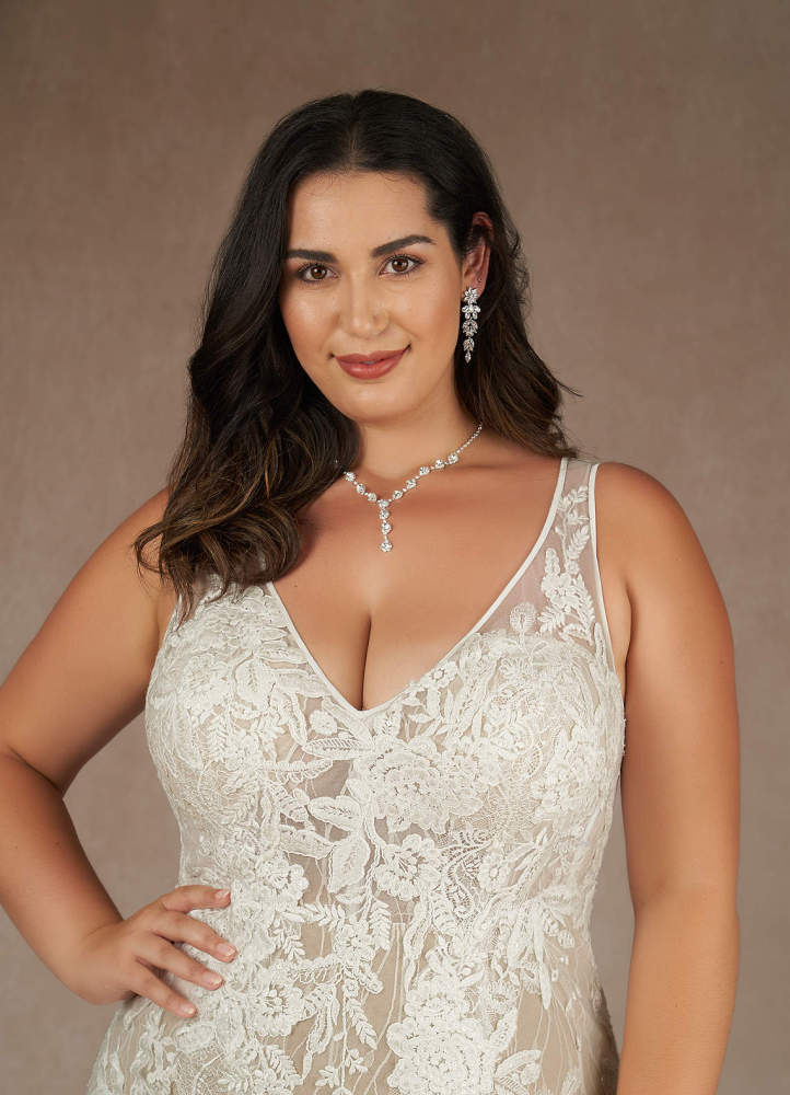 elyessen  Diamond White Champagne Mermaid Sequins Tulle Dress
