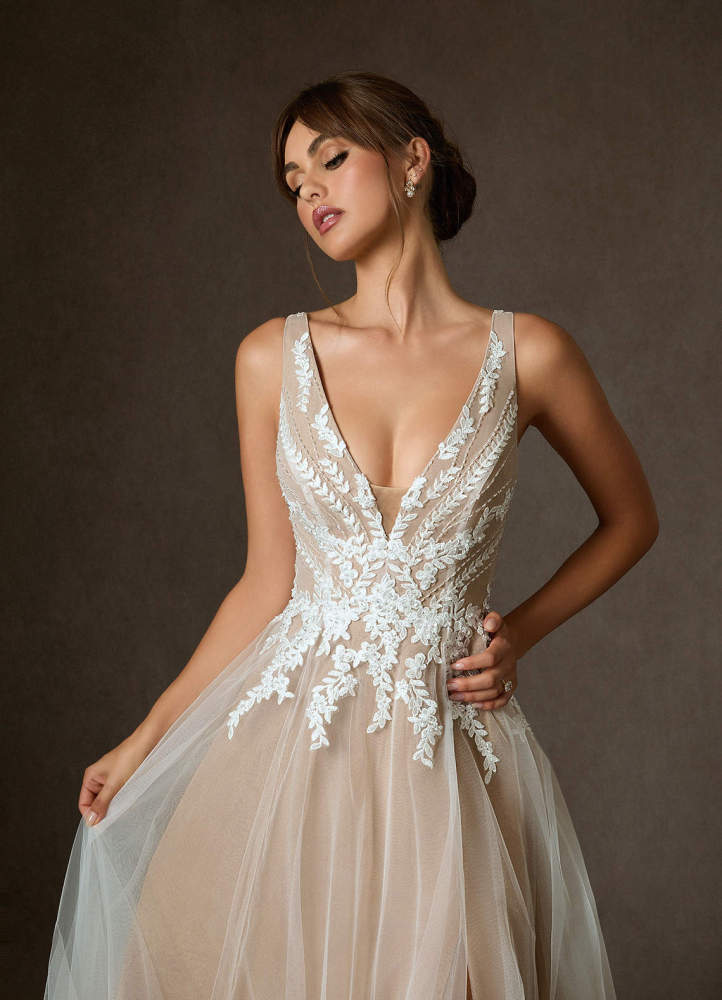 elyessen Goddess Two-Piece Diamond White A-Line V-Neck Sequins Tulle Dress