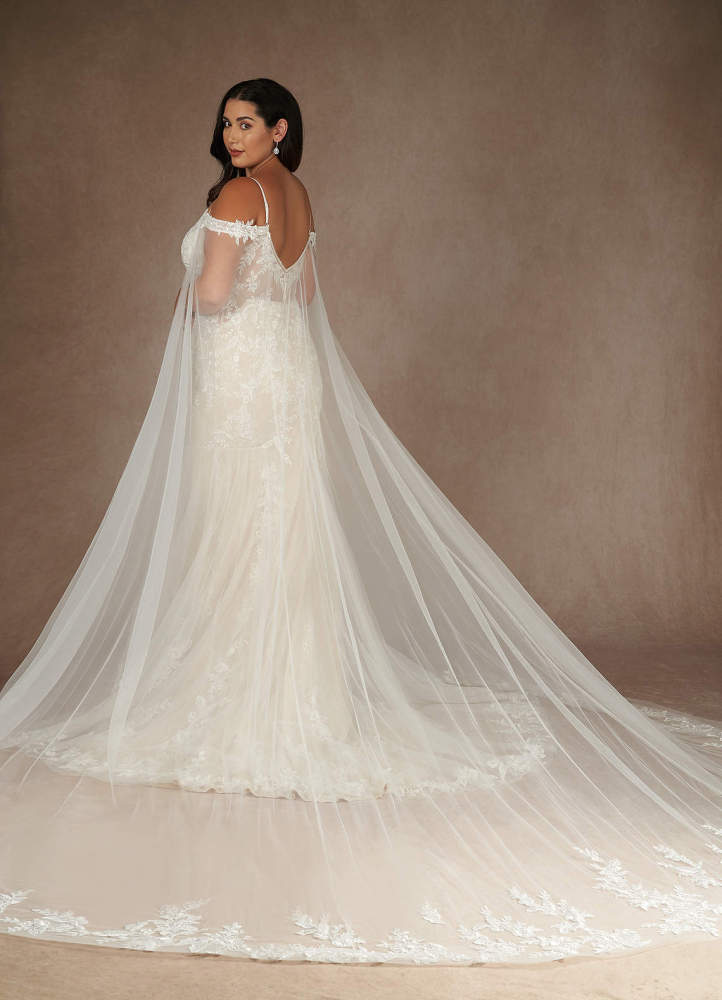 elyessen  Diamond White Mermaid V-Neck Sequins Tulle Dress