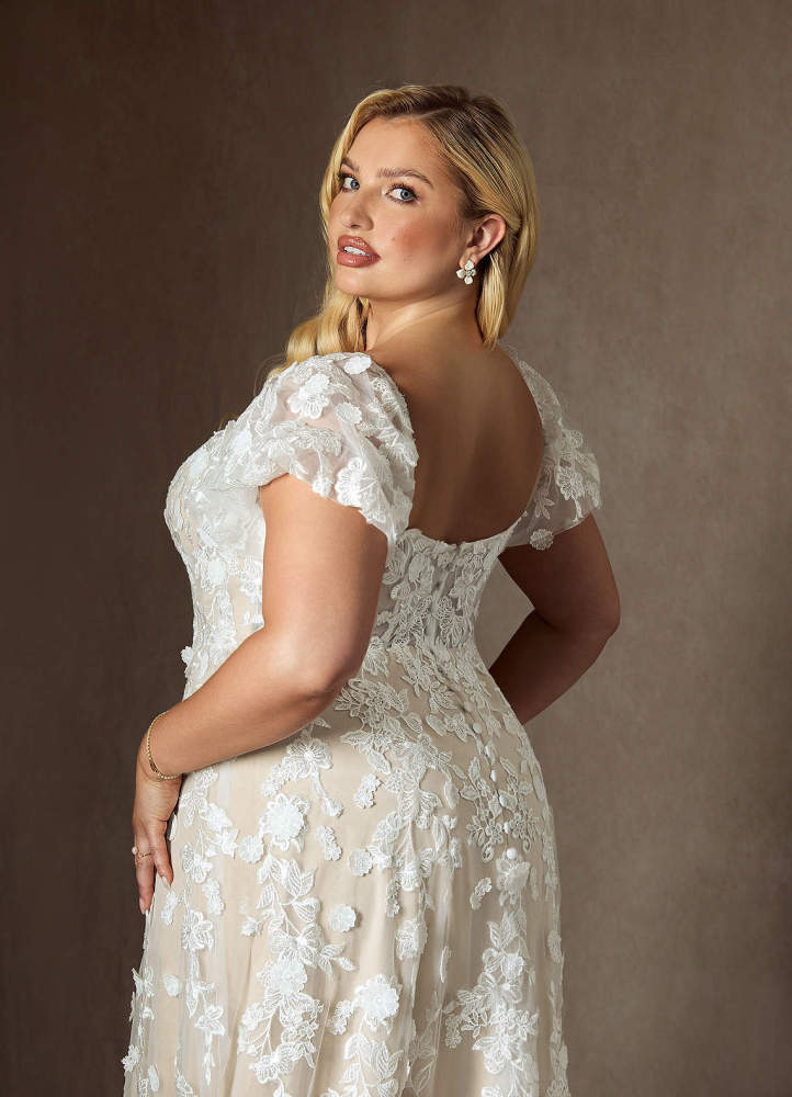 elyessen Diamond White A-Line Sweetheart Lace Dress